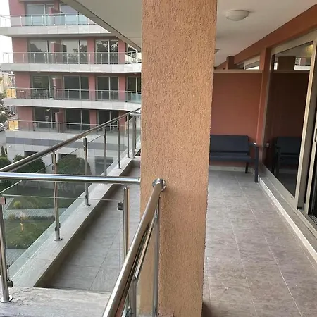 Appart hôtel Vp Peter House, Sunny 4*